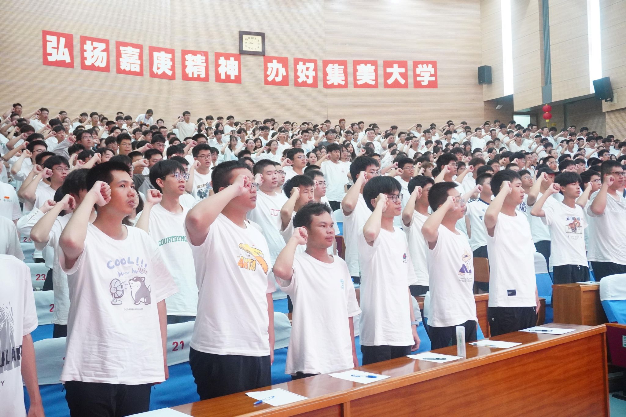 DSC02383.JPG DSC02383.JPG