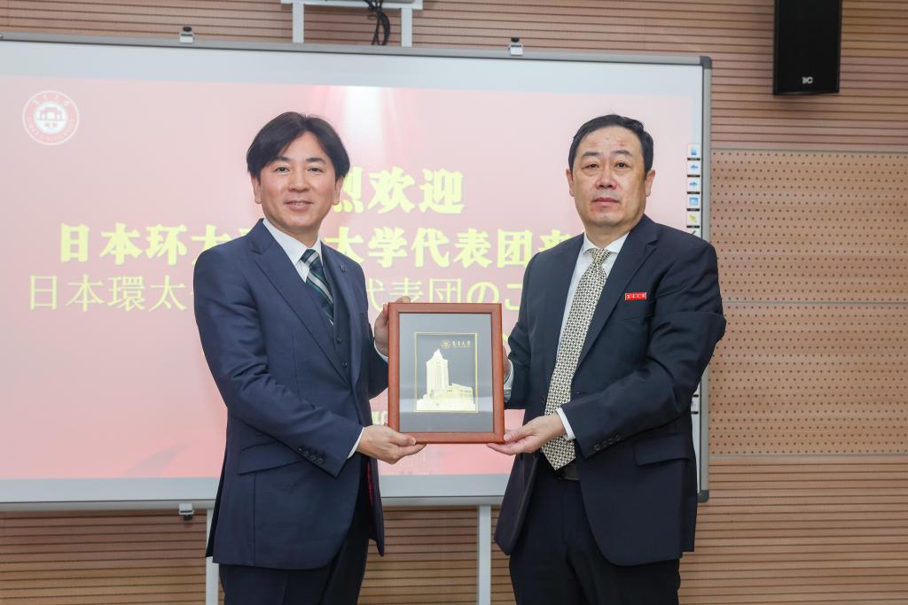 新闻图片3.jpg 新闻图片3.jpg